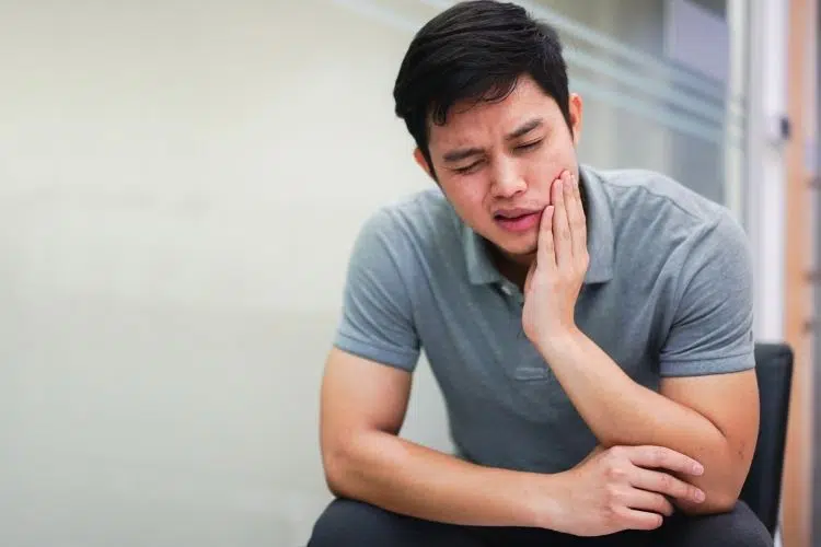 How to Keep your teeth healthy with nutrition