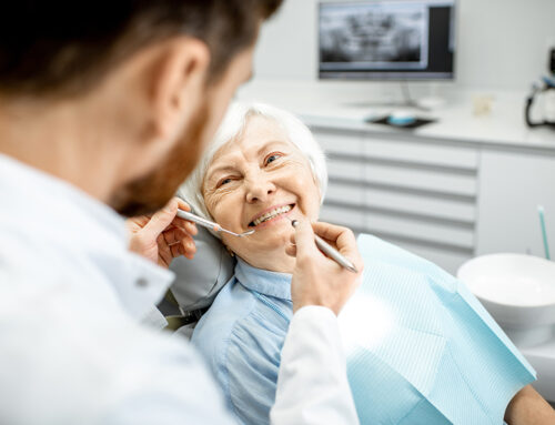 What to Bring When You Visit the Dentist: A Guide for Seniors