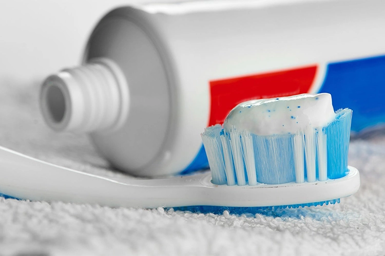 Miracle Toothpaste Claims to Repair Teeth